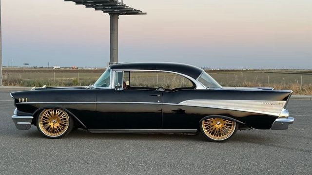 5f9cb2_cba959725bd8494f9a151e39b454d18f~mv2 Large.jpeg