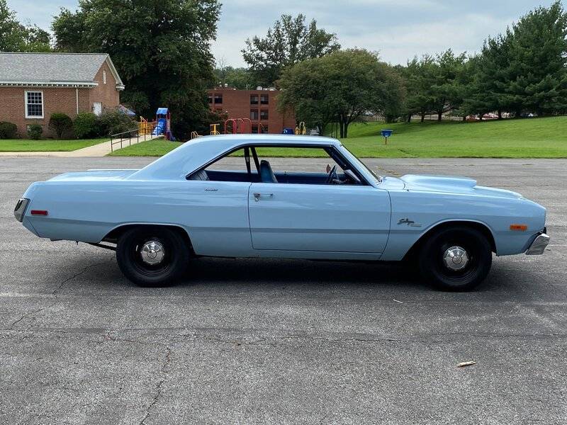 1973 Dart Swinger 4 Speed.jpeg
