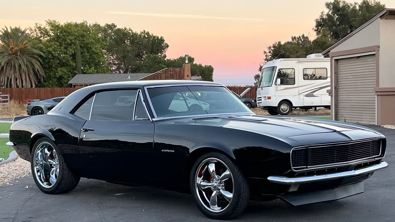 5f9cb2_e81b25d5dbb4490e9a7cbd4bb0f7f730~mv2 Large.jpeg